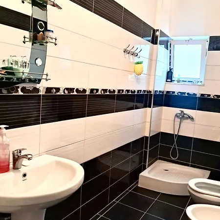 Sergio House Поградец